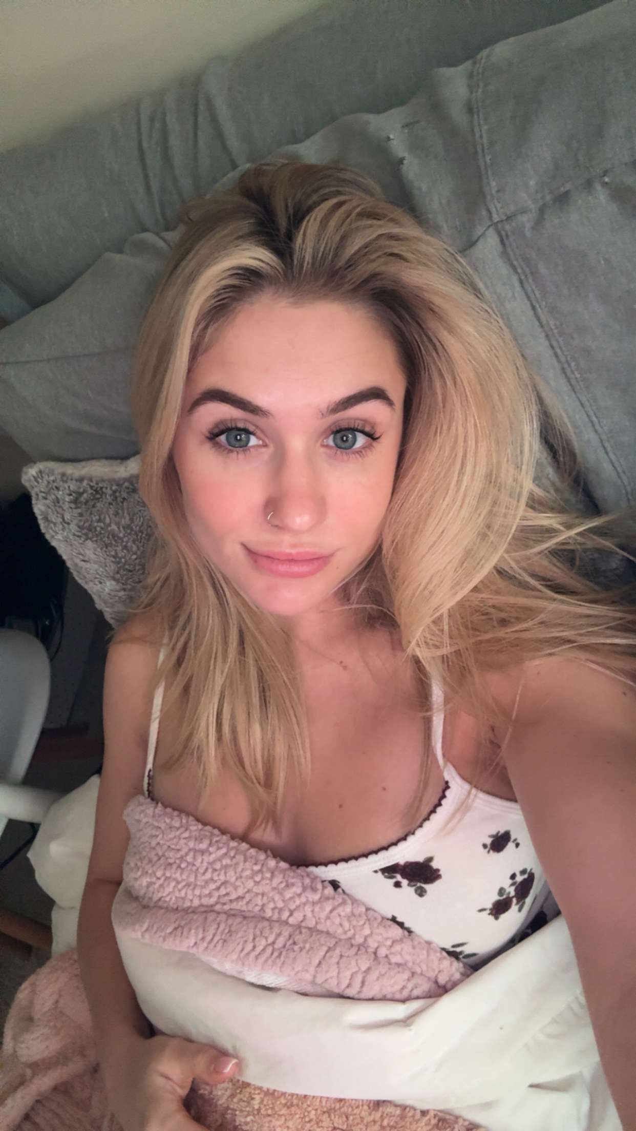 kayleedolisi snapchat image archive image