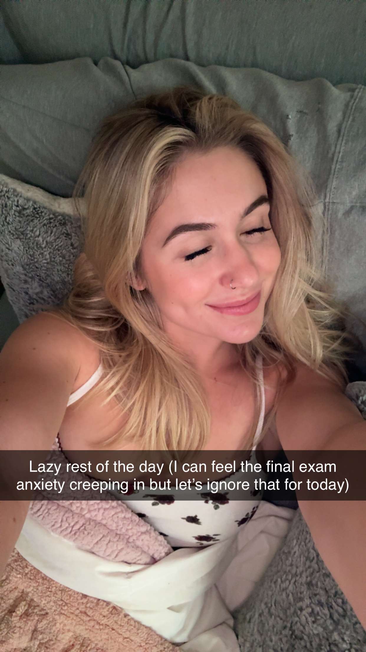 kayleedolisi snapchat image archive image