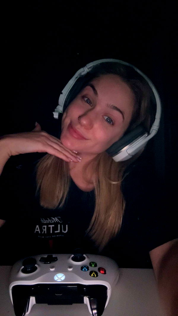 kayleedolisi image ~ Altpins