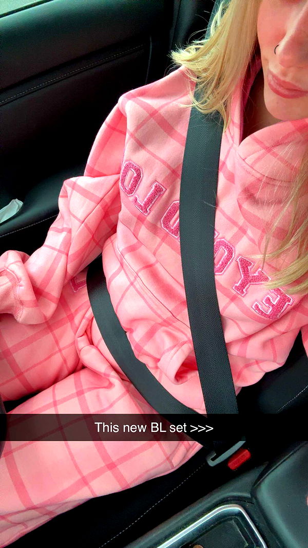 kayleedolisi image ~ Altpins