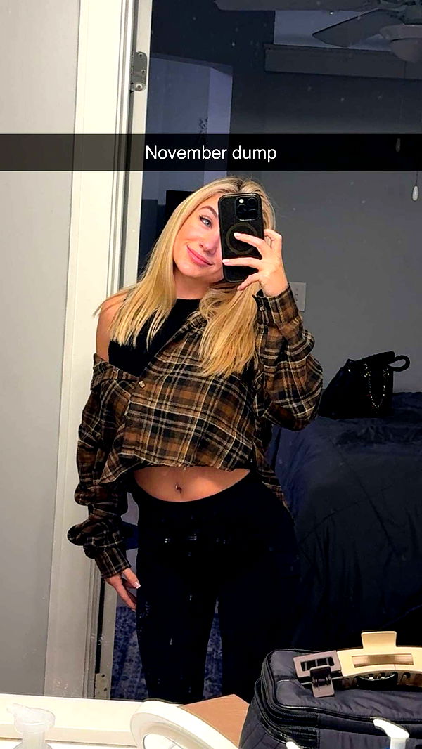 kayleedolisi image ~ Altpins