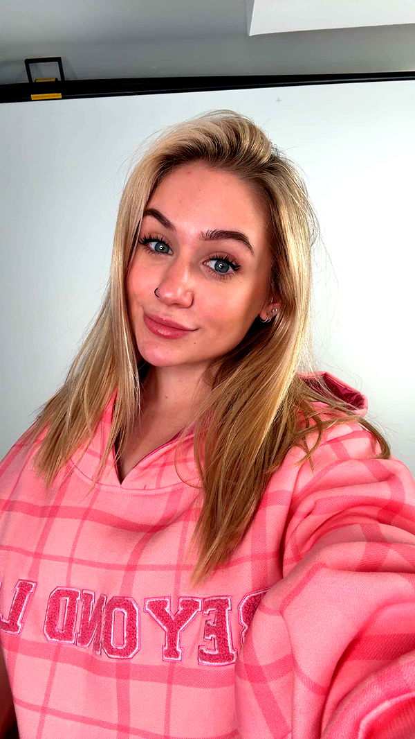 kayleedolisi image ~ Altpins