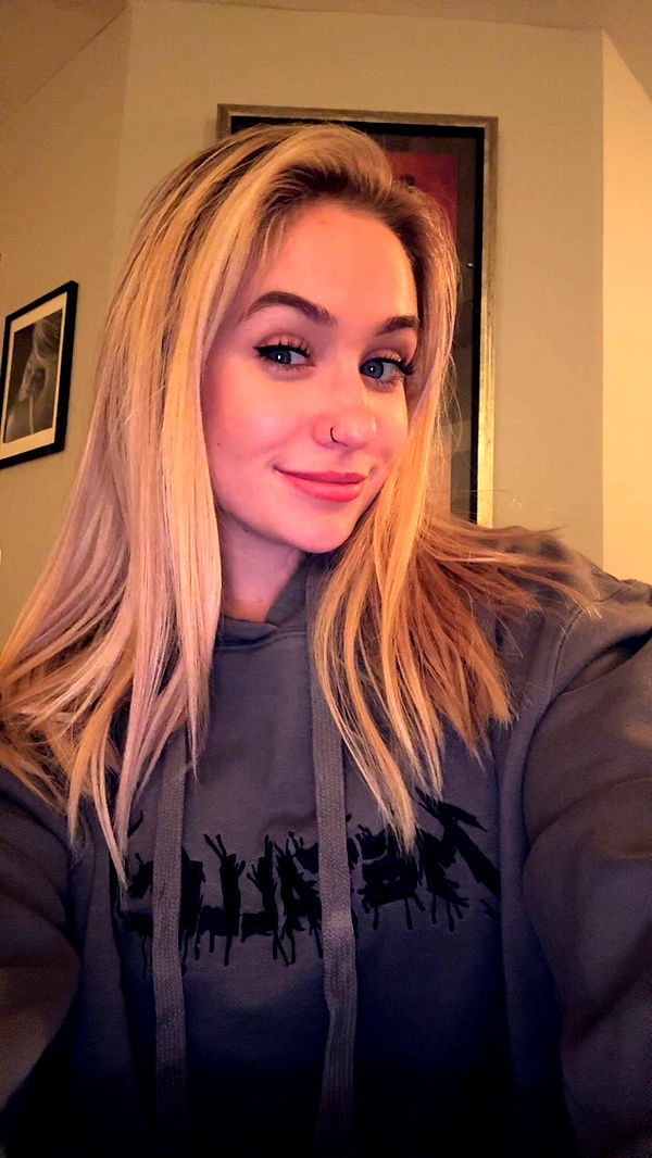 kayleedolisi image ~ Altpins