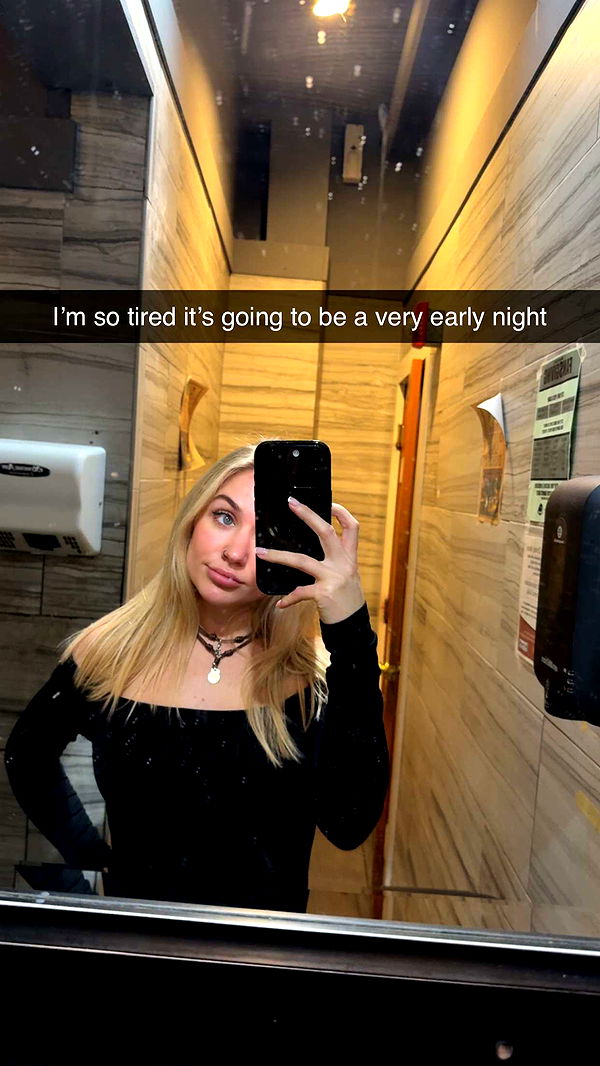 kayleedolisi image ~ Altpins