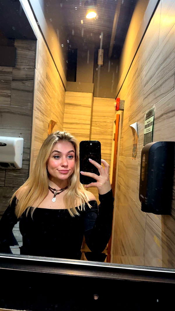 kayleedolisi image ~ Altpins