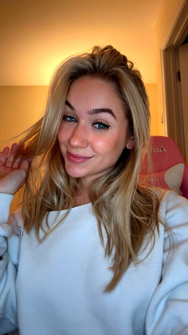 kayleedolisi image ~ Altpins