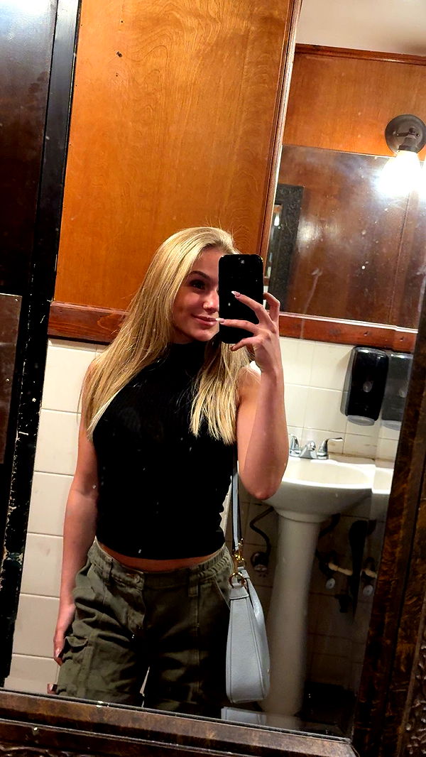 kayleedolisi image ~ Altpins