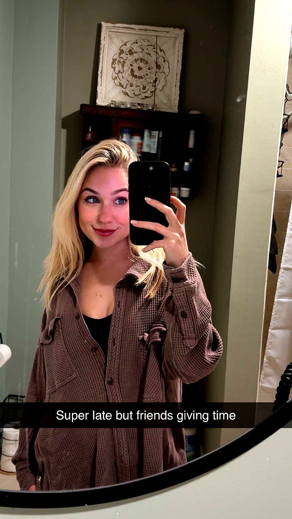 kayleedolisi image ~ Altpins