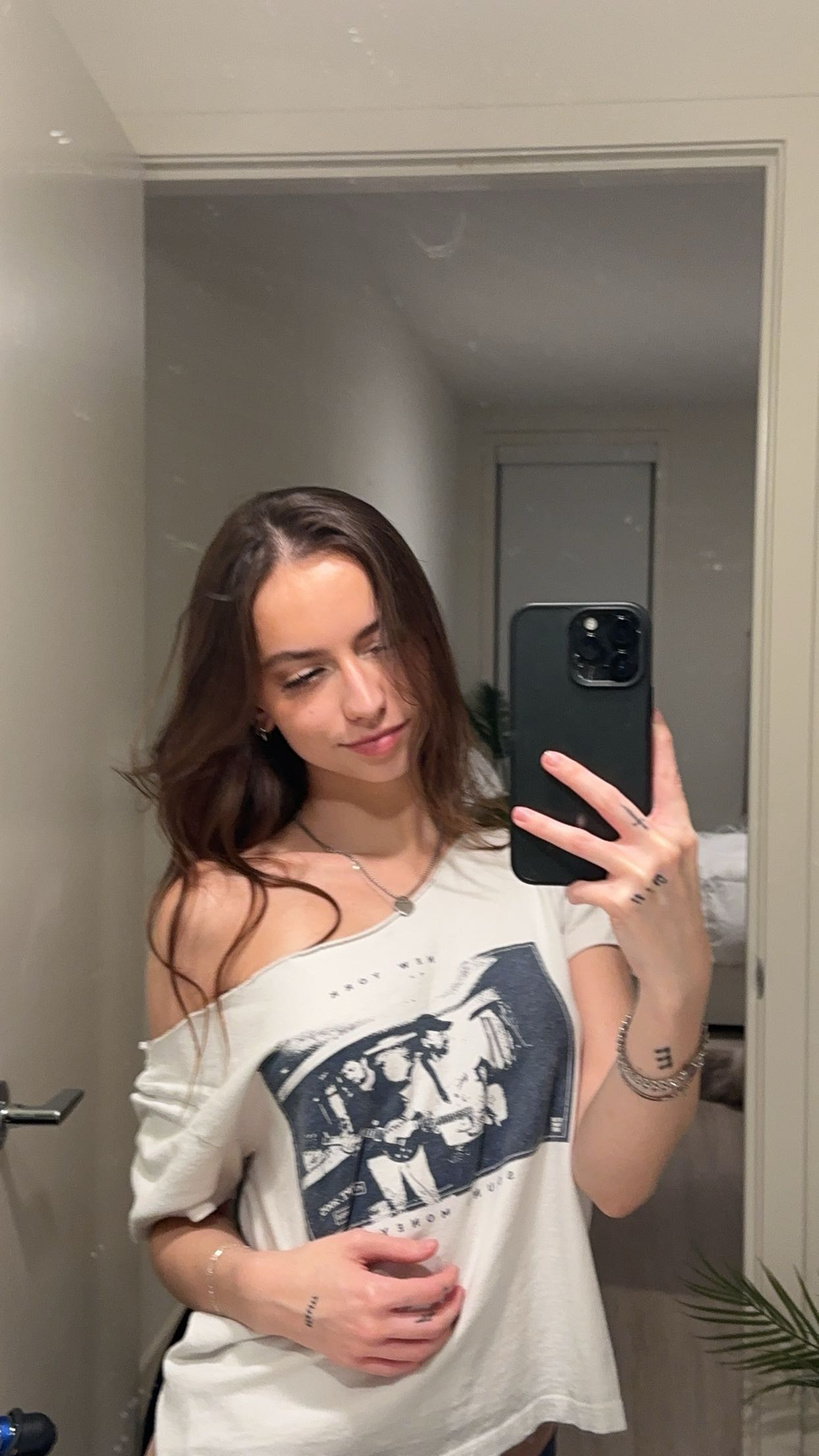 keab01 snapchat image archive image