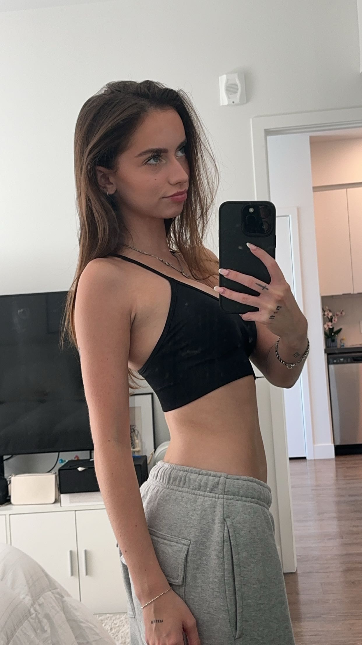 keab01 snapchat image archive image