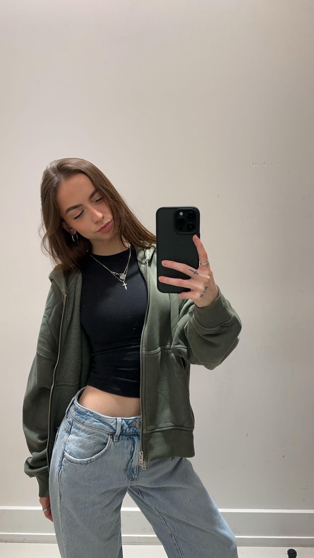 keab01 snapchat image archive image