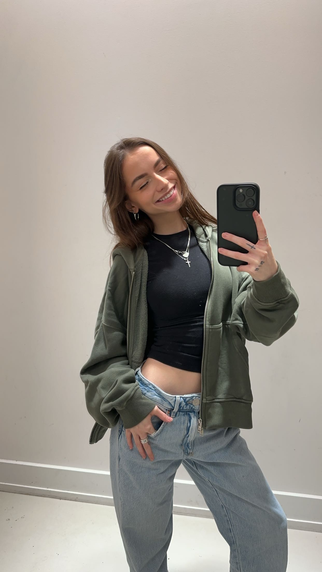 keab01 snapchat image archive image