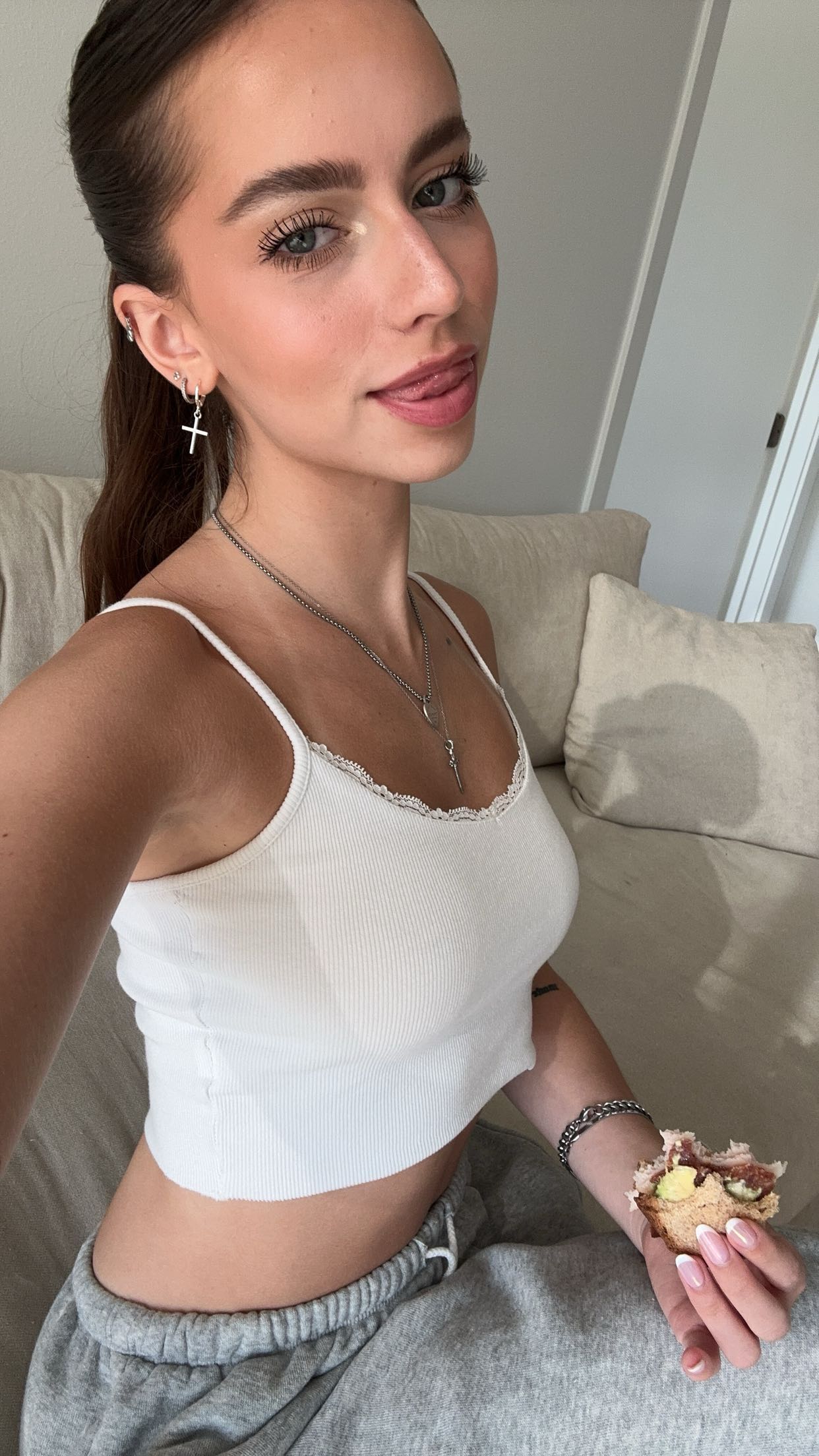 keab01 snapchat image archive image