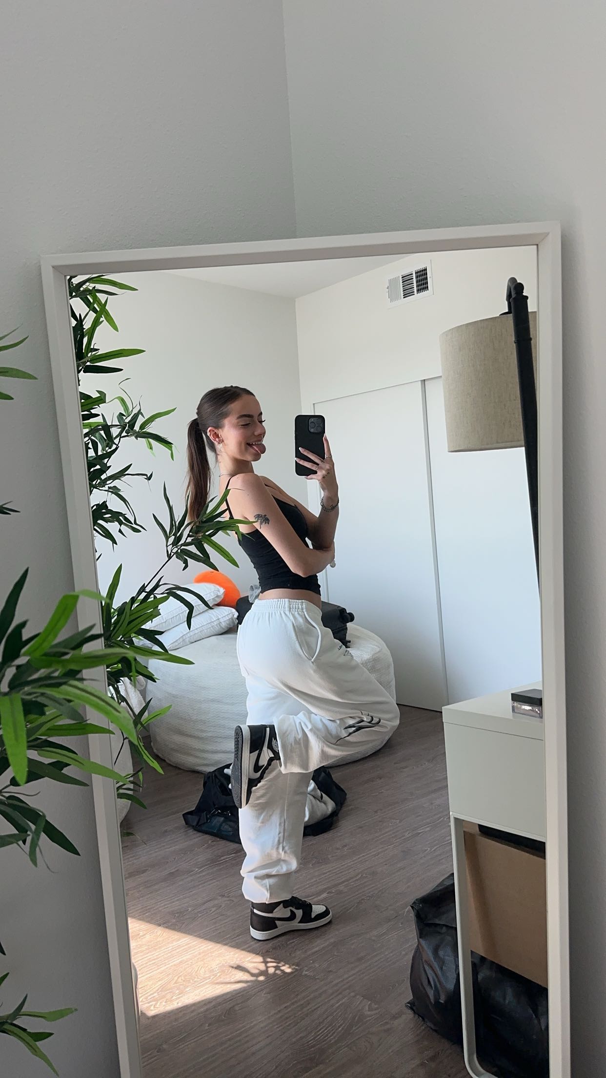 keab01 snapchat image archive image