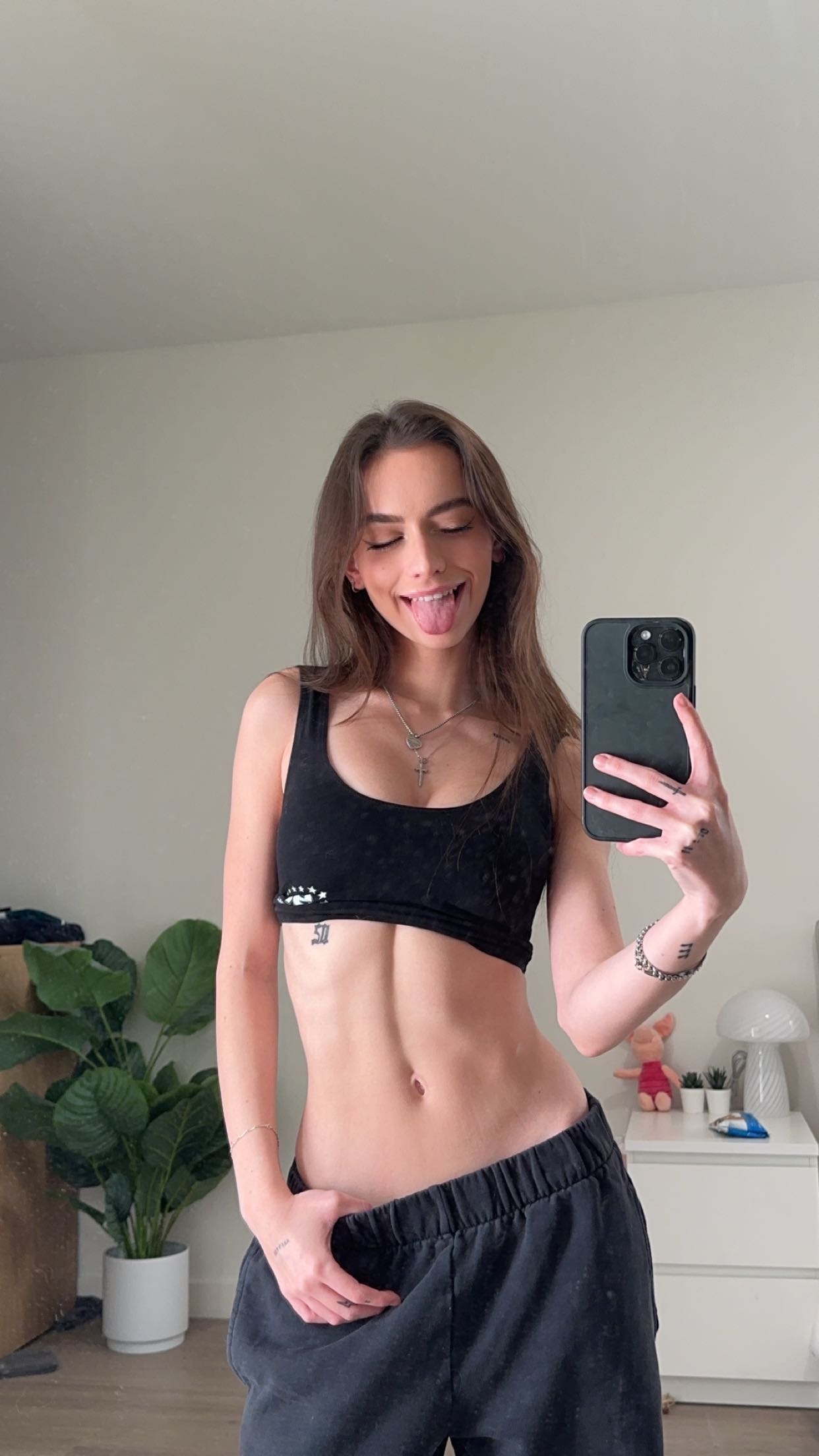 keab01 snapchat image archive image