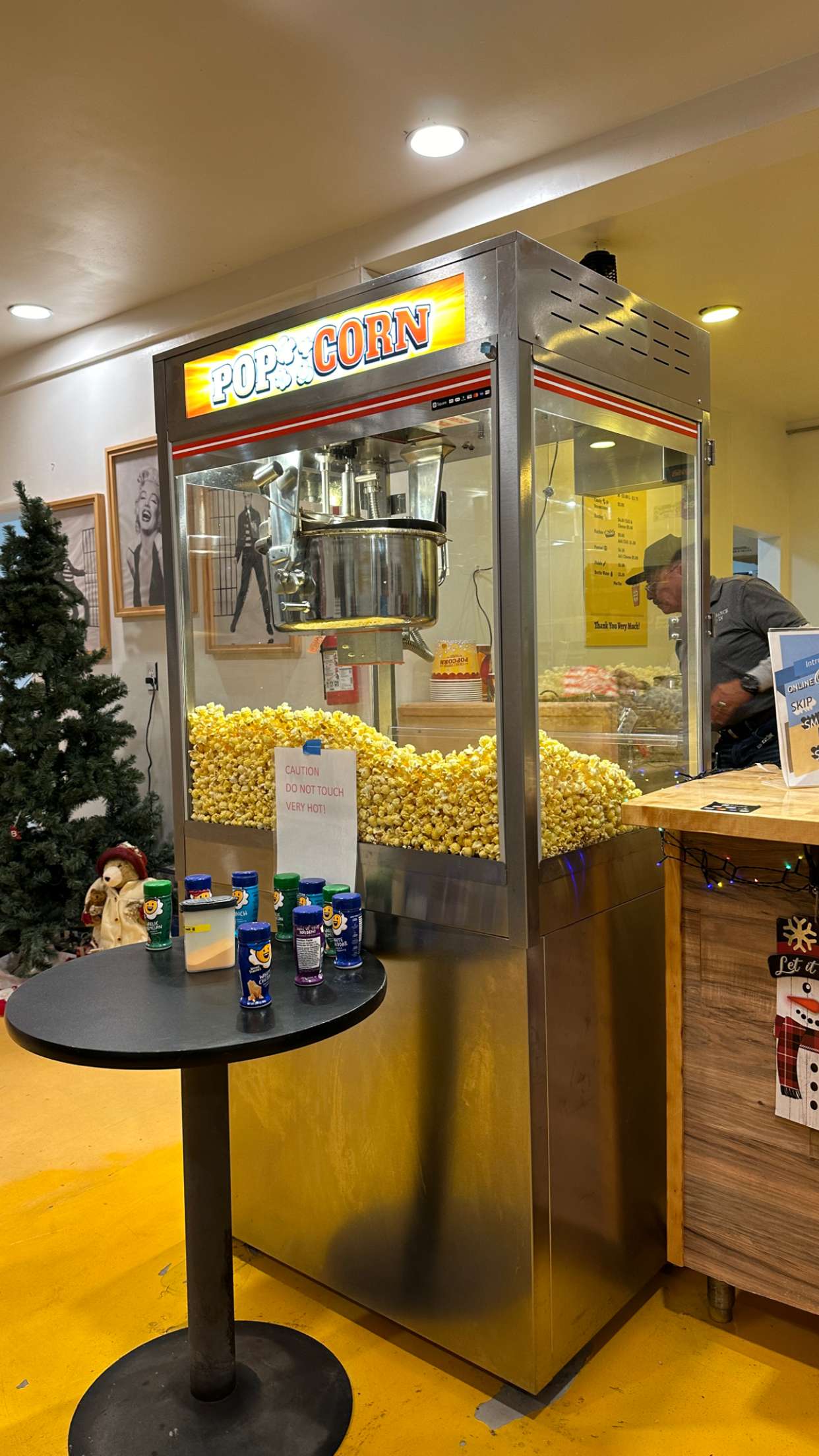 keab01 snapchat image archive image