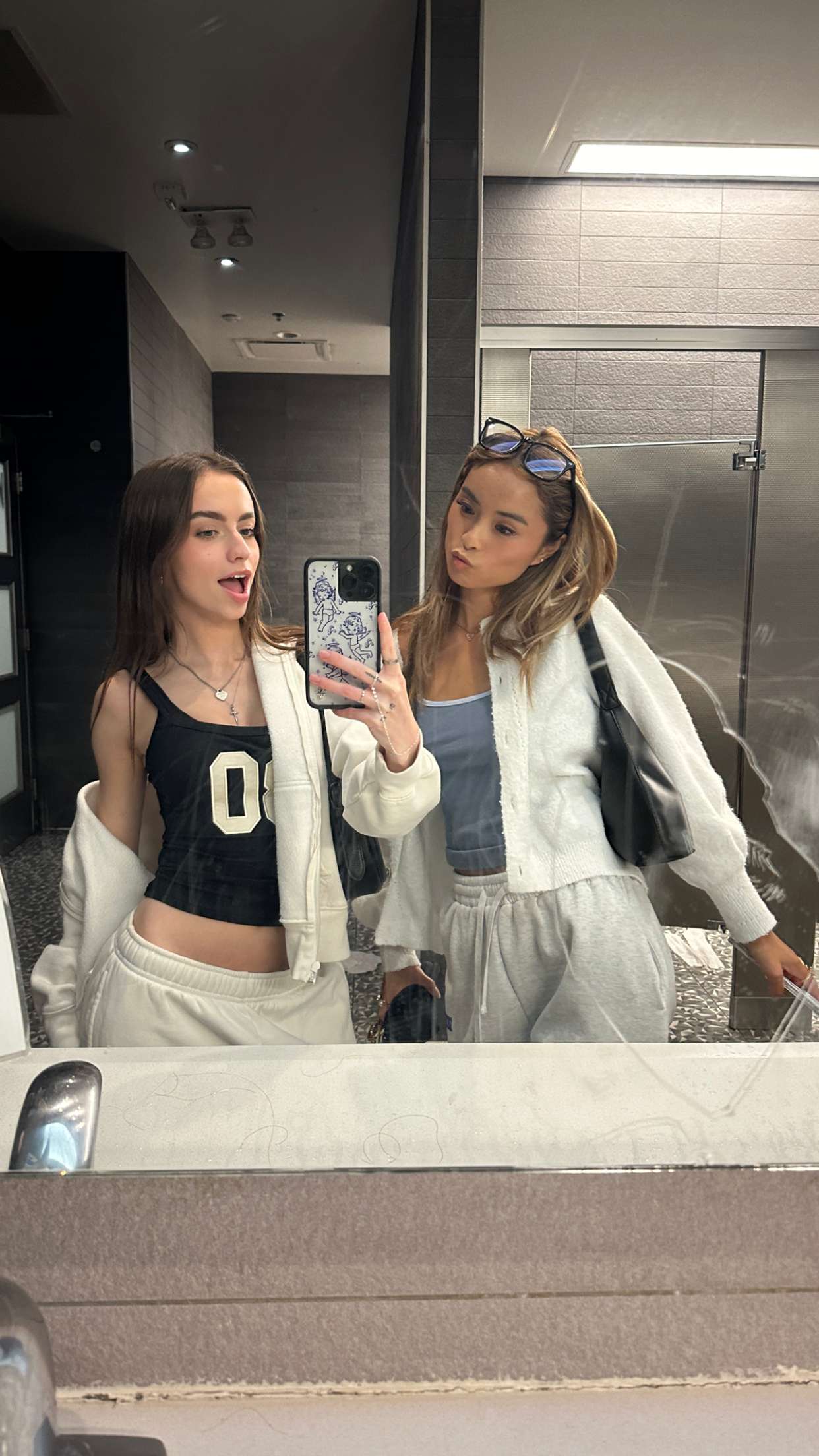 keab01 snapchat image archive image