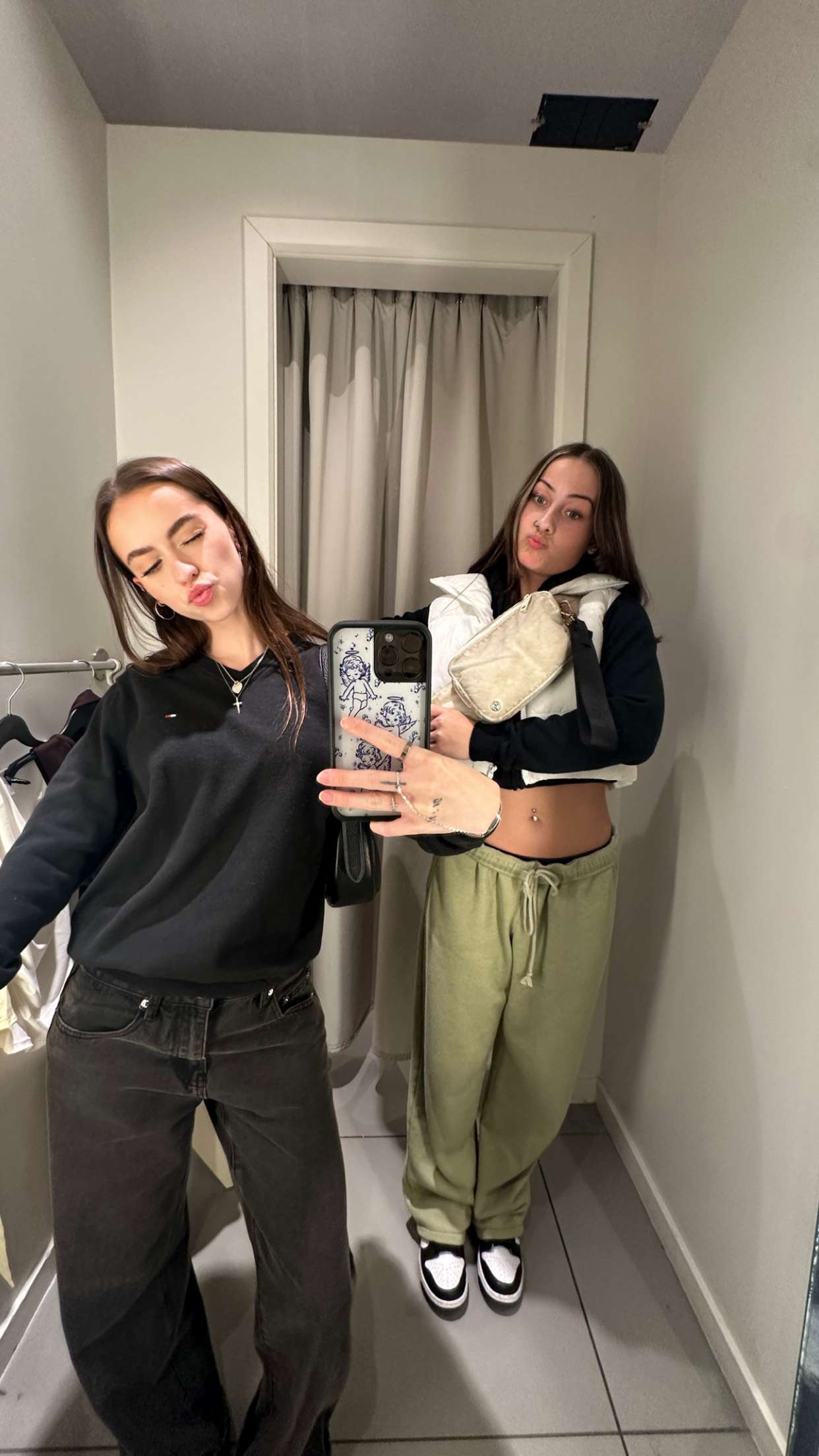 keab01 snapchat image archive image