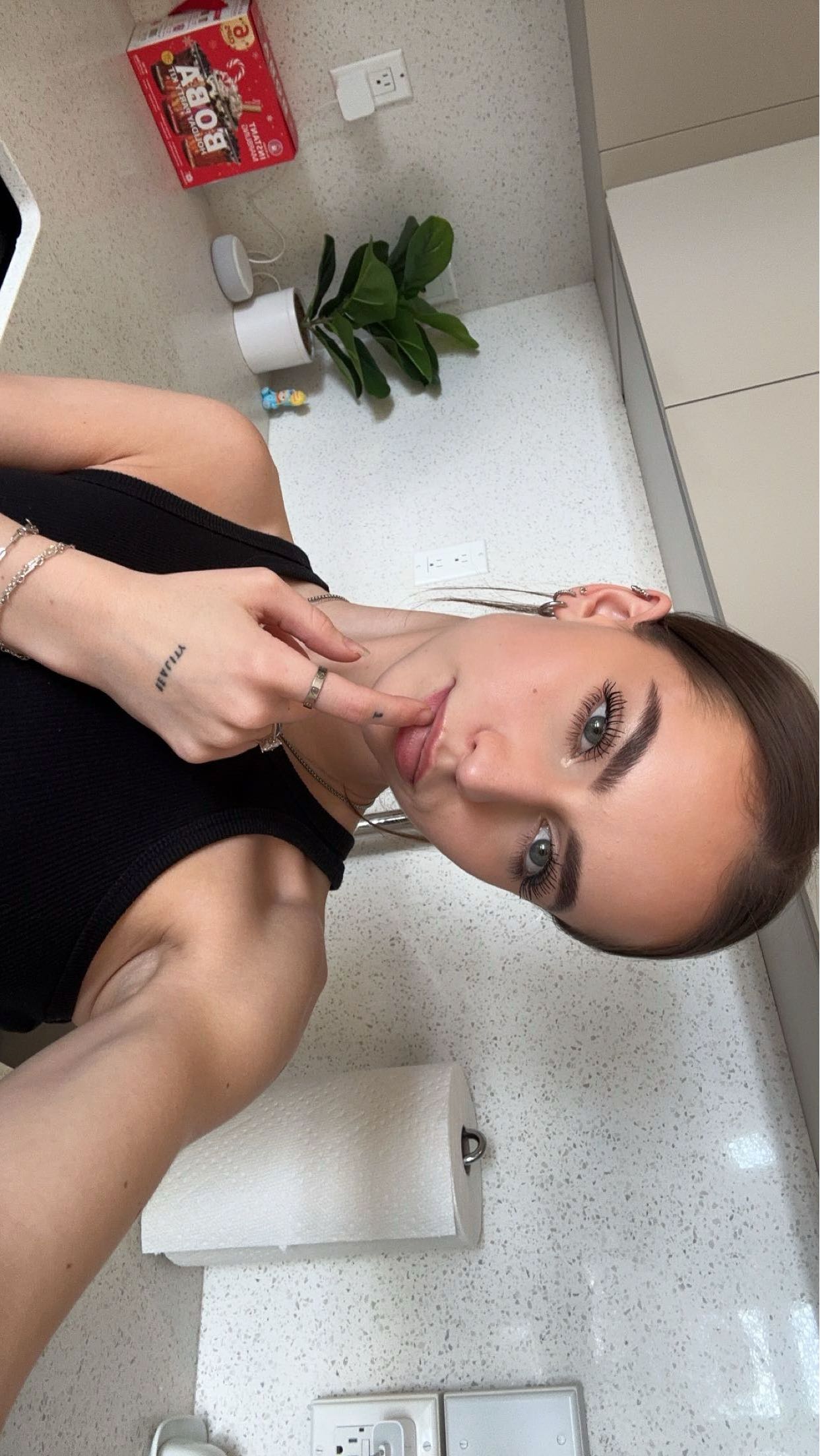 keab01 snapchat image archive image