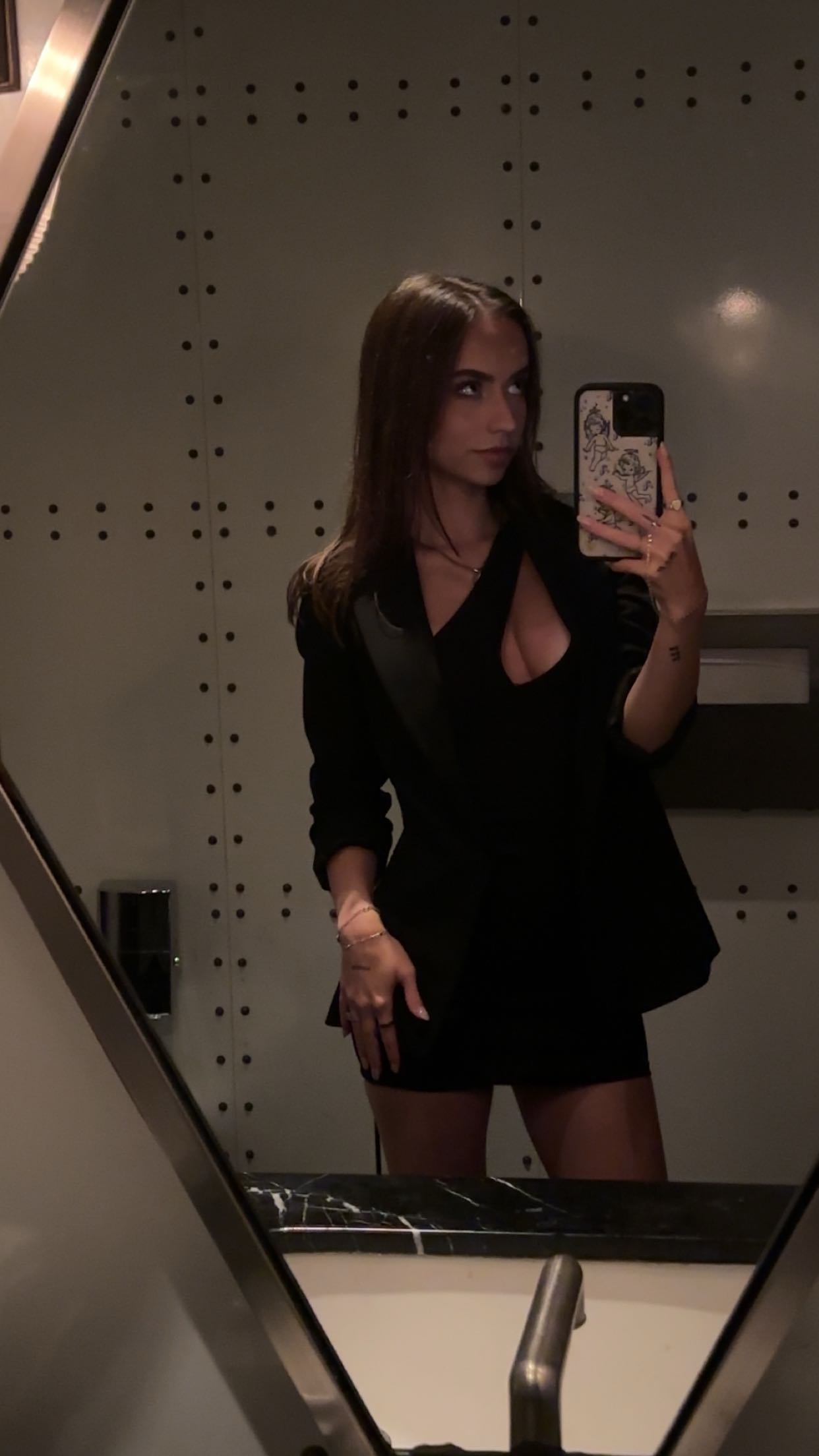 keab01 snapchat image archive image