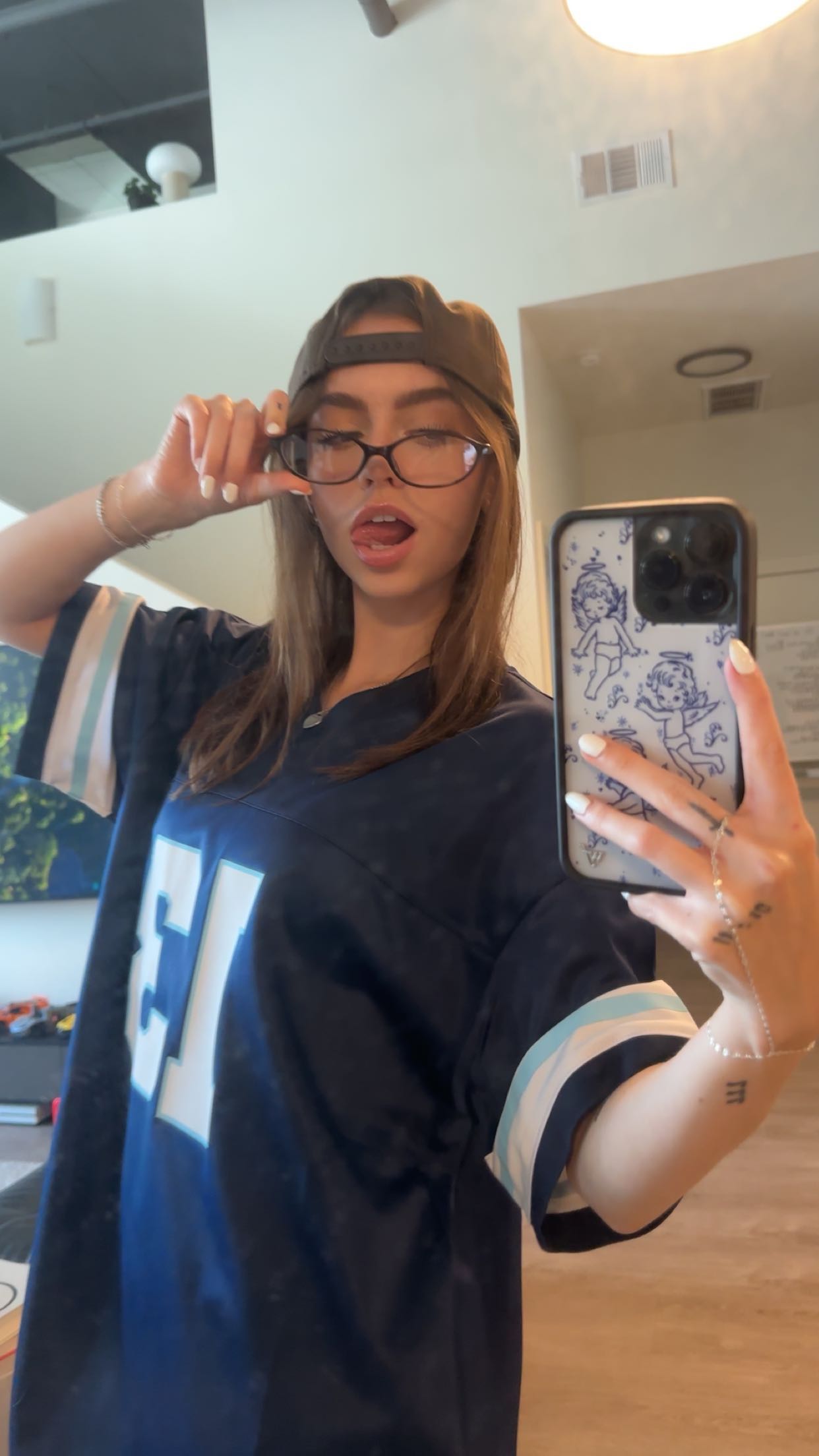 keab01 snapchat image archive image