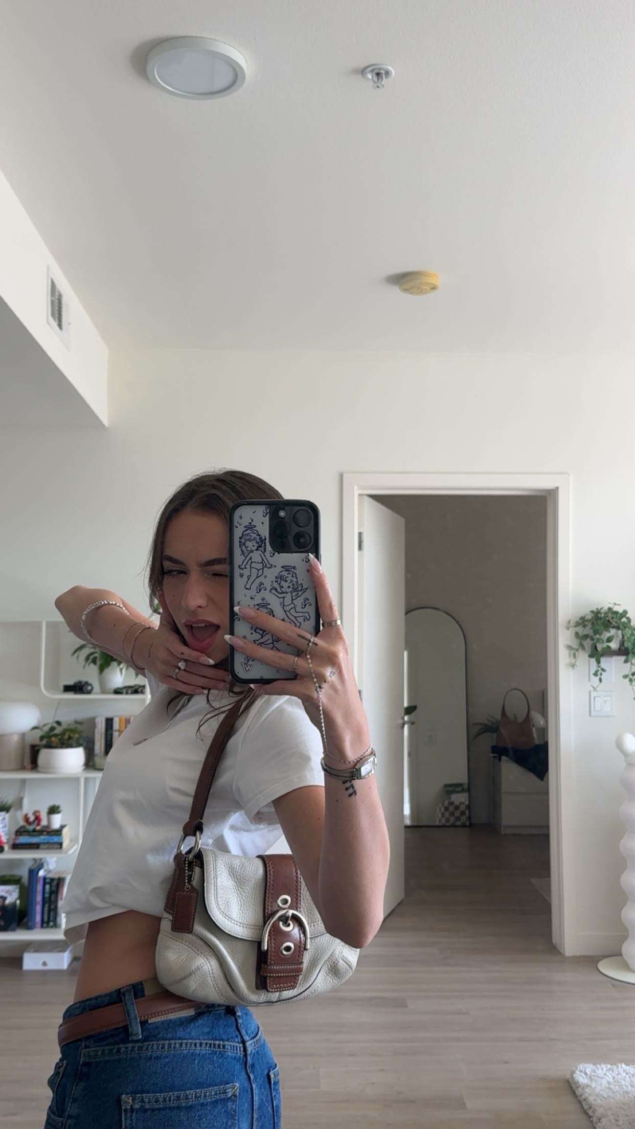 keab01 snapchat image archive image