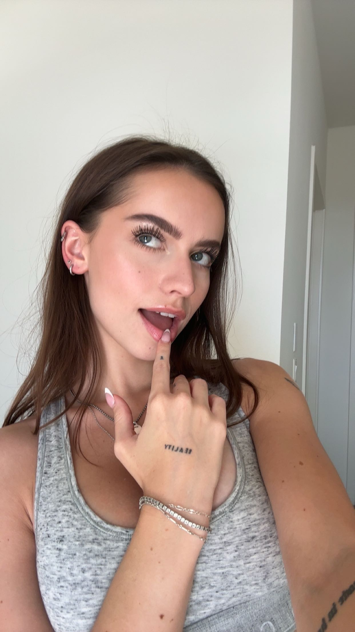 keab01 snapchat image archive image