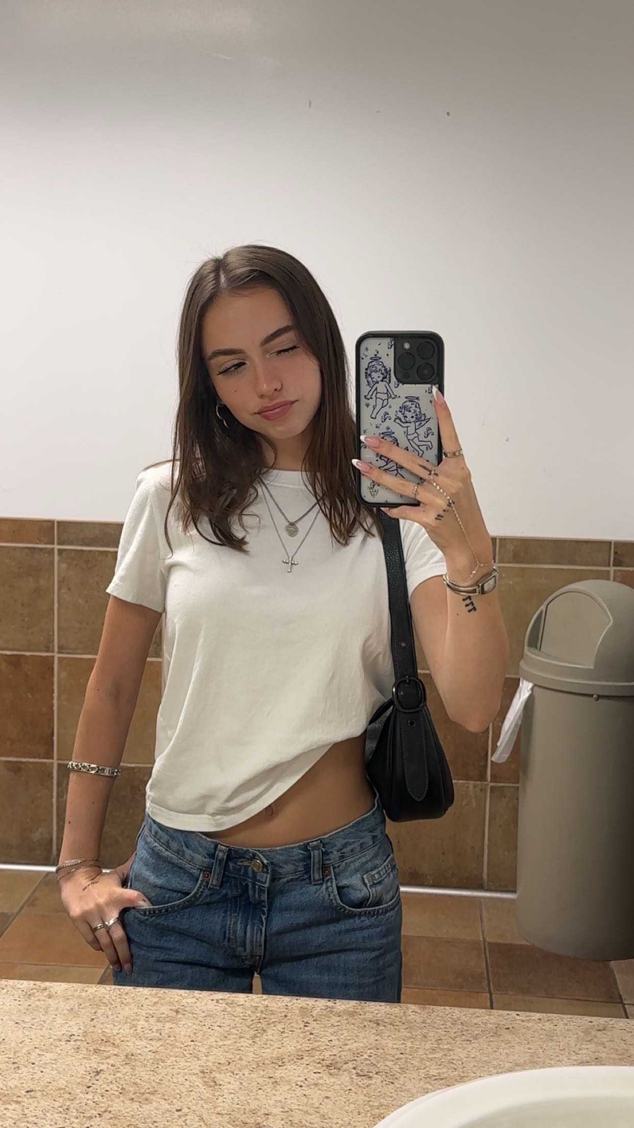 keab01 snapchat image archive image