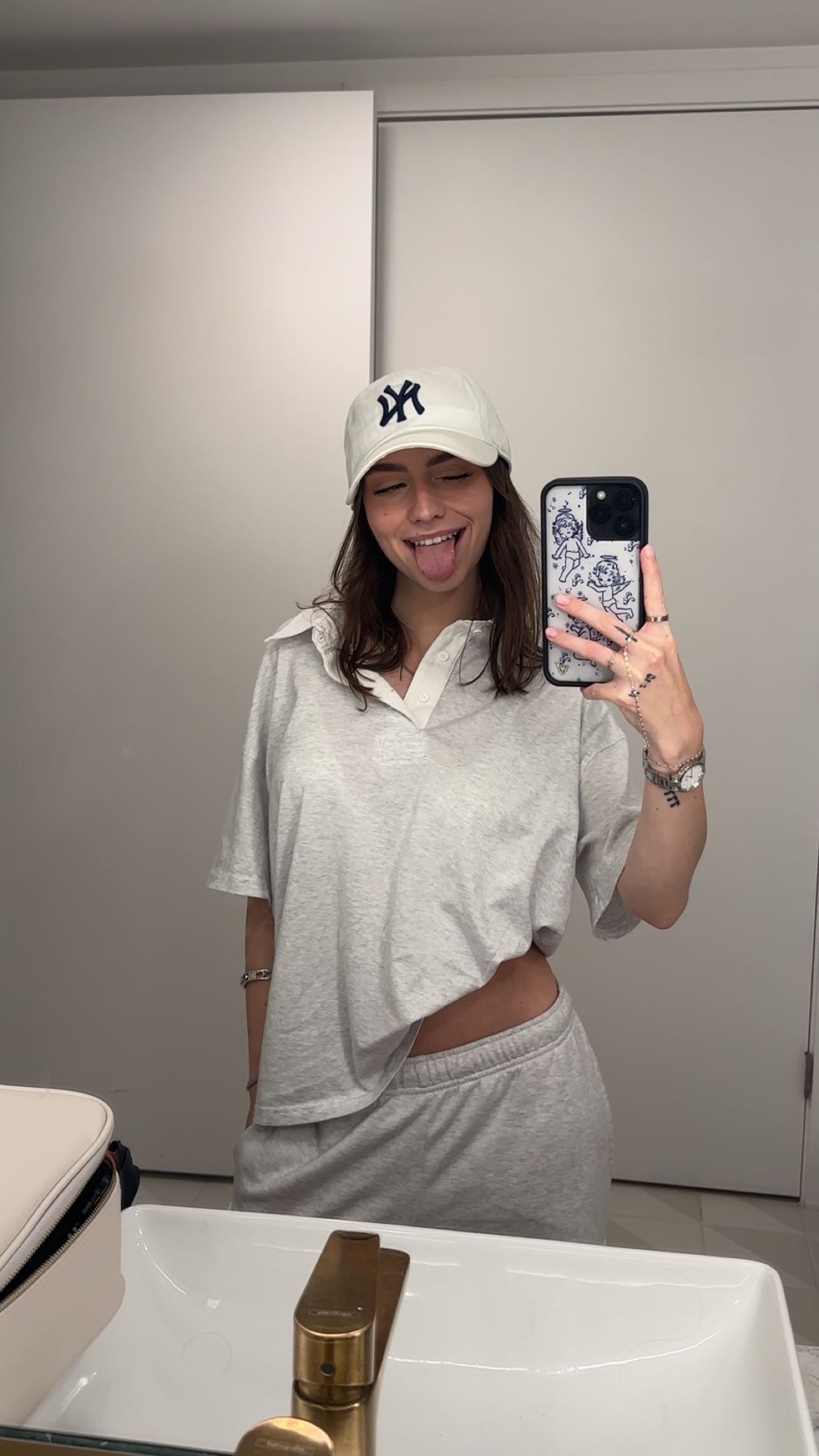 keab01 snapchat image archive image