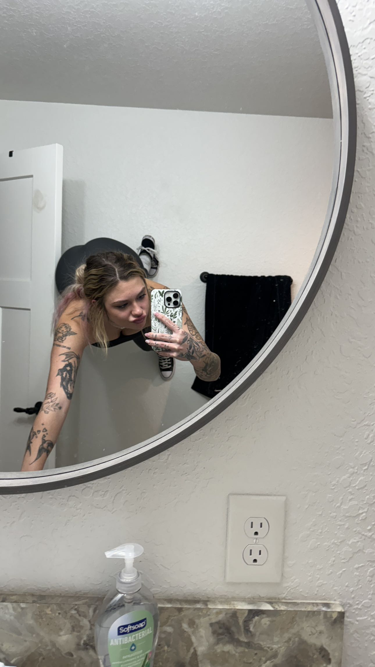 kkierstenking snapchat image archive image