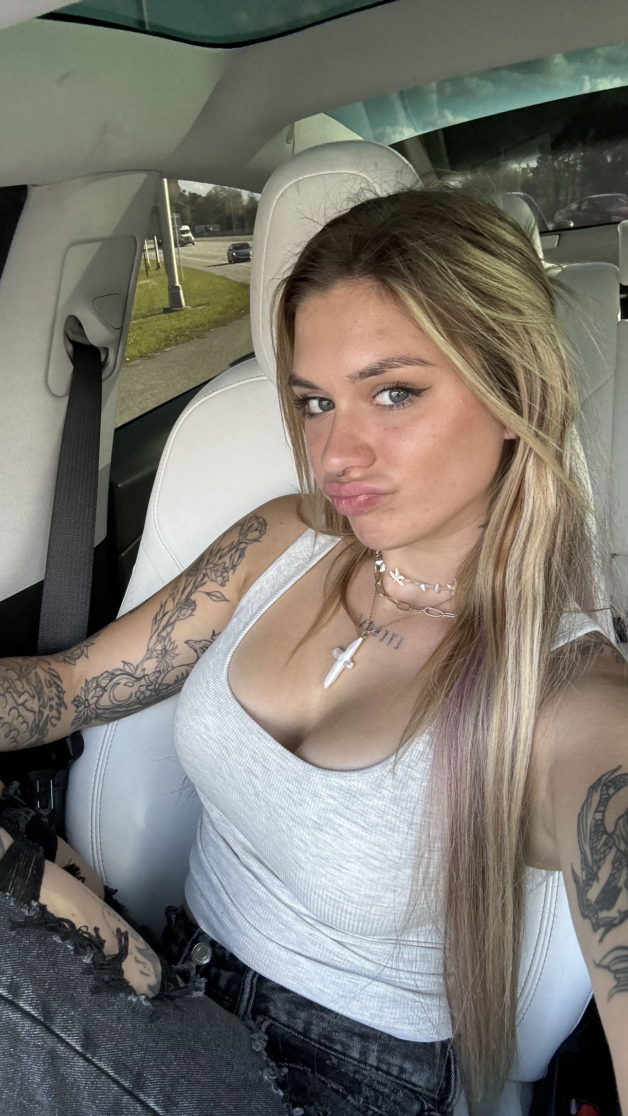 kkierstenking snapchat image archive image