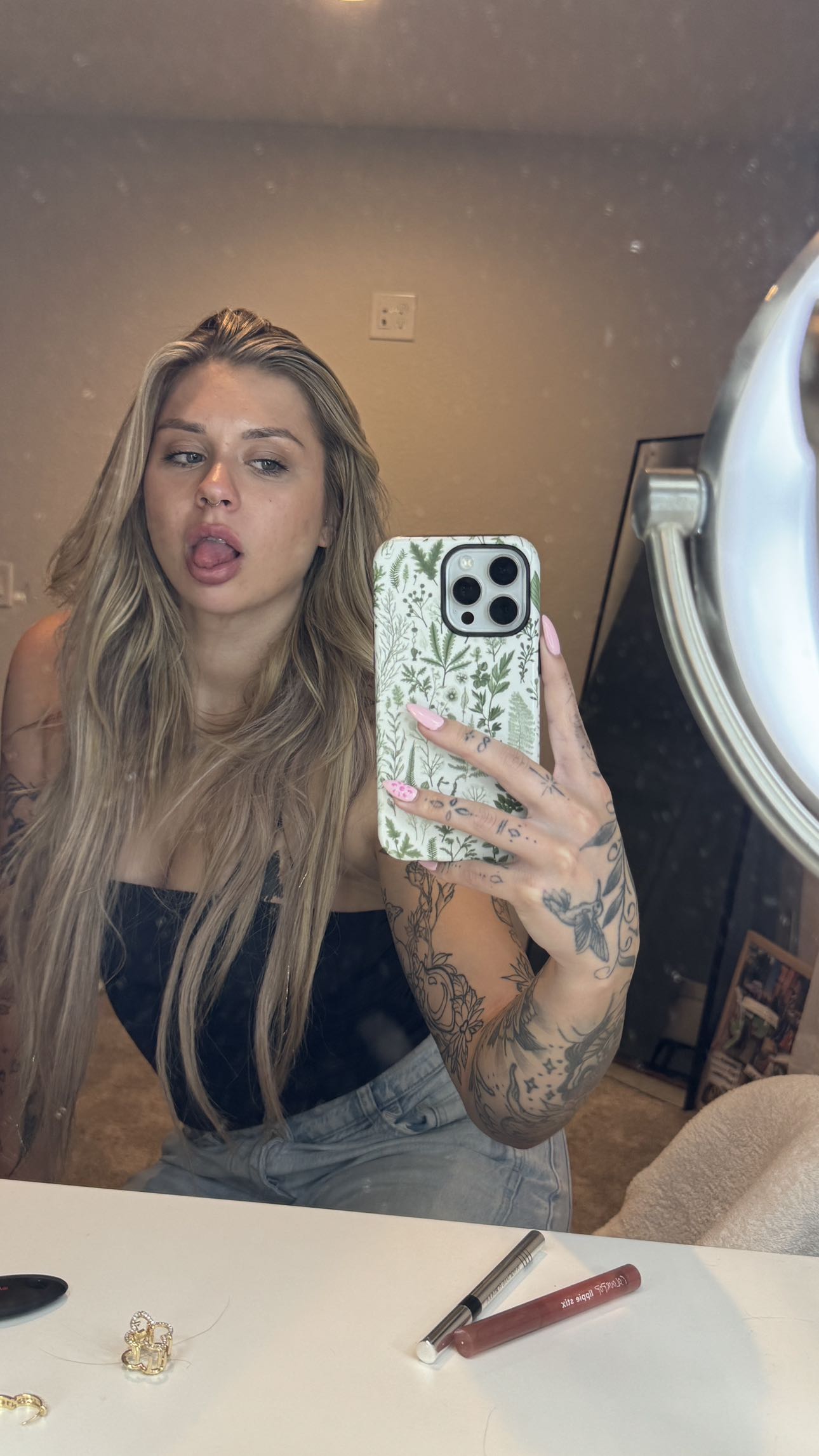 kkierstenking snapchat image archive image