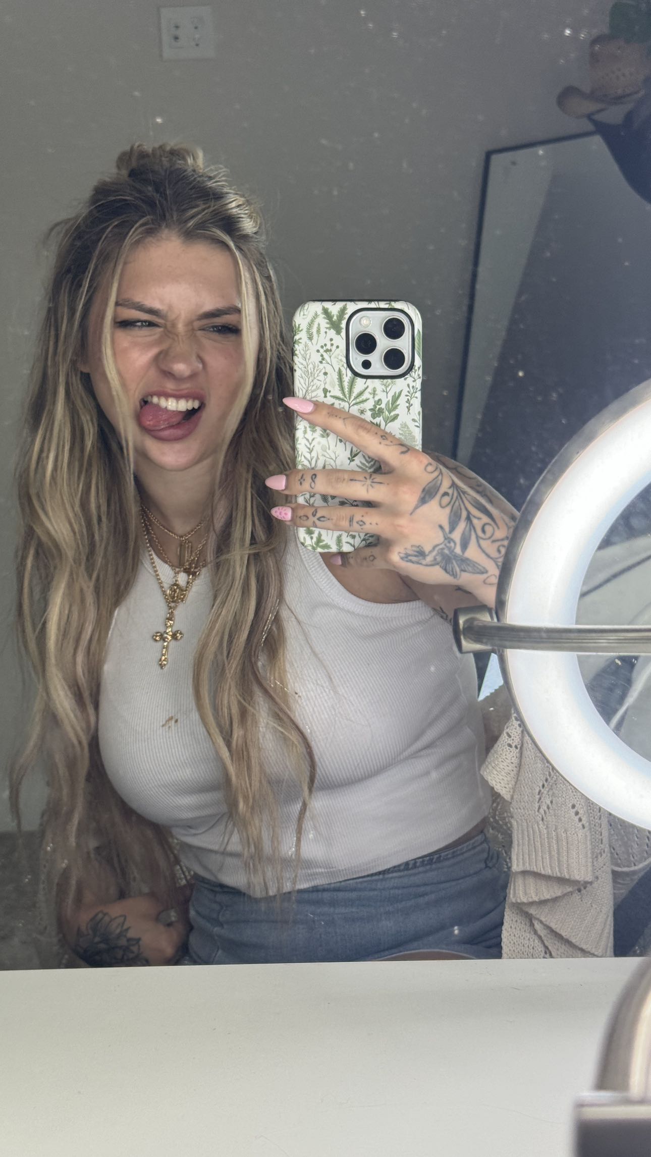 kkierstenking snapchat image archive image