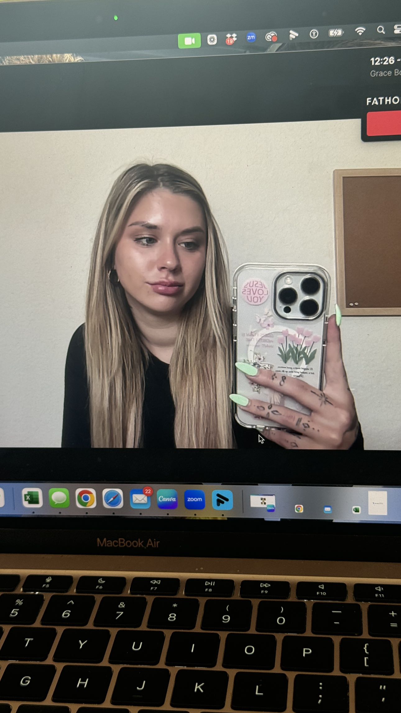 kkierstenking snapchat image archive image