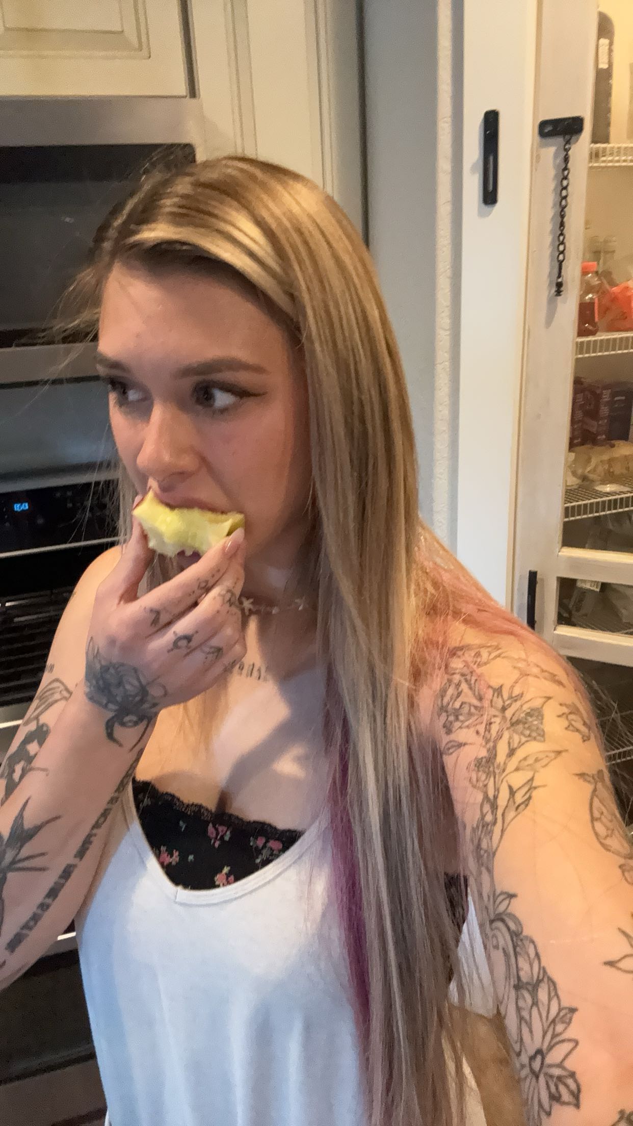 kkierstenking snapchat image archive image