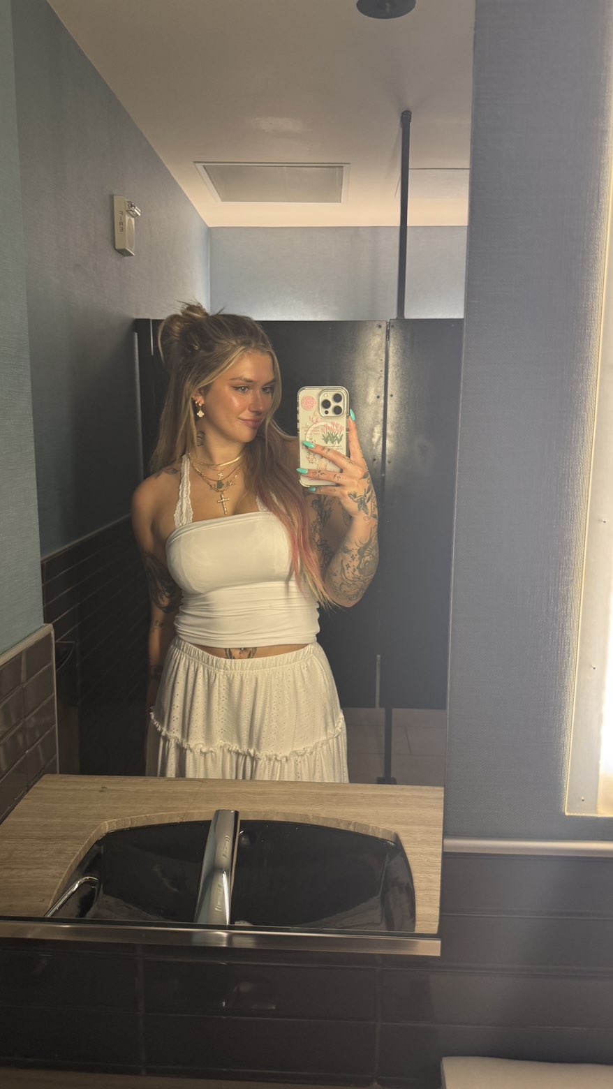 kkierstenking snapchat image archive image