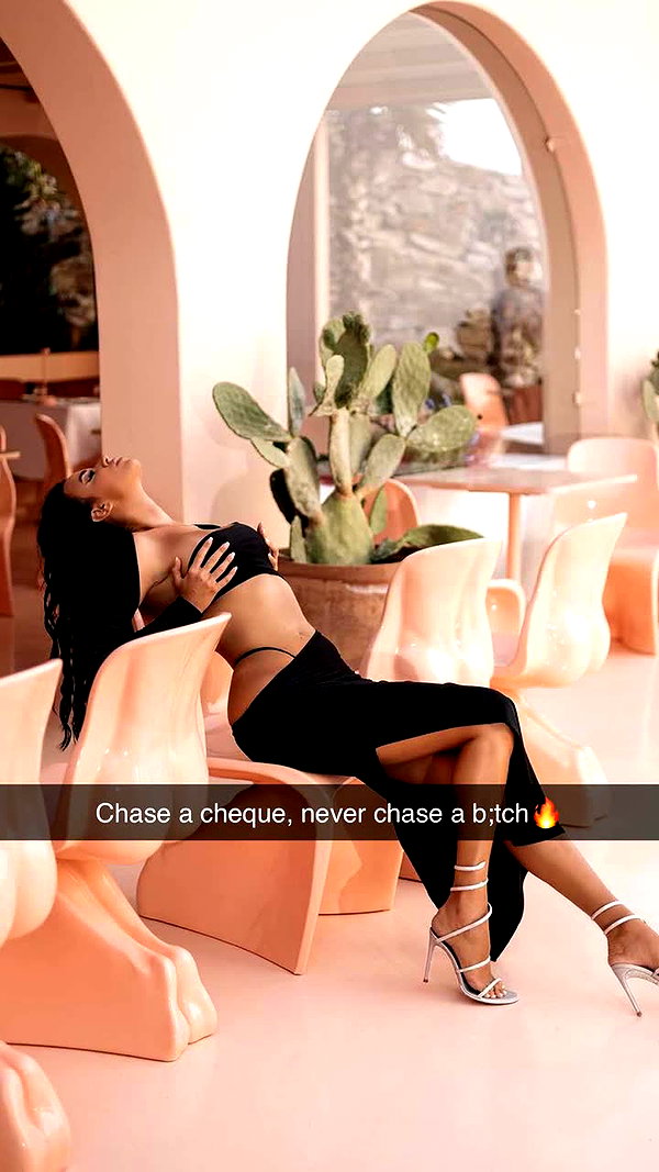 knolldoll snapchat image archive image