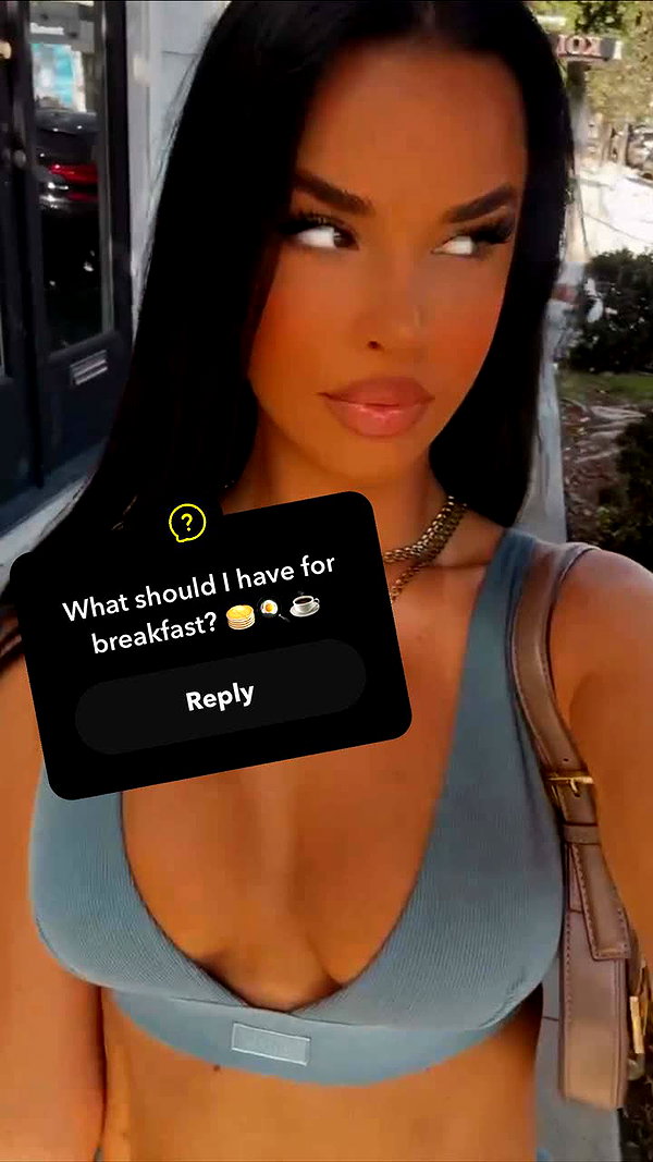 knolldoll snapchat image archive image
