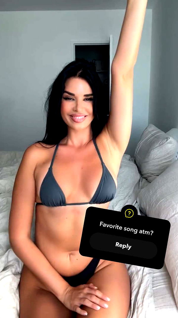 knolldoll snapchat image archive image