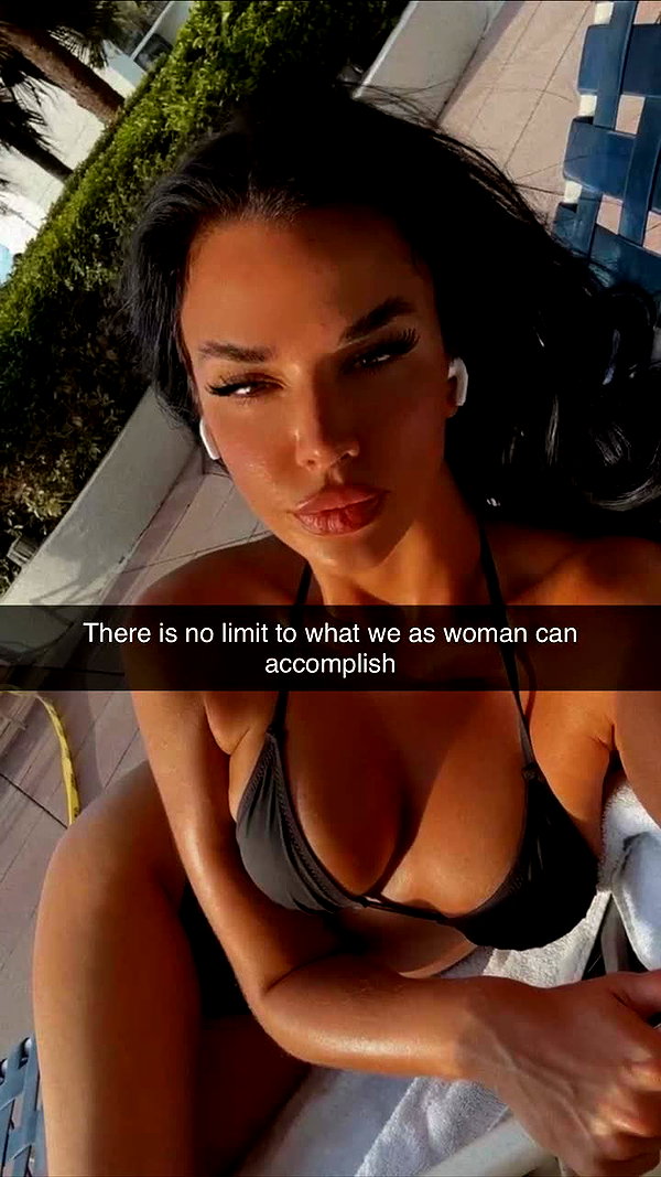 knolldoll snapchat image archive image