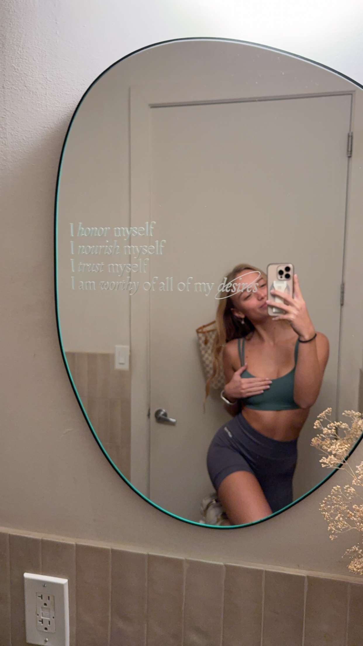 kydoddss snapchat image archive image