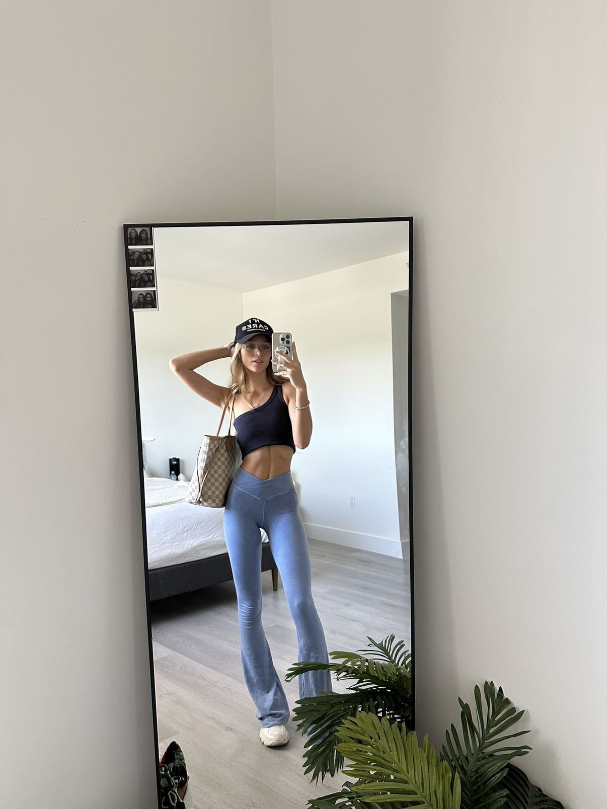 kydoddss snapchat image archive image