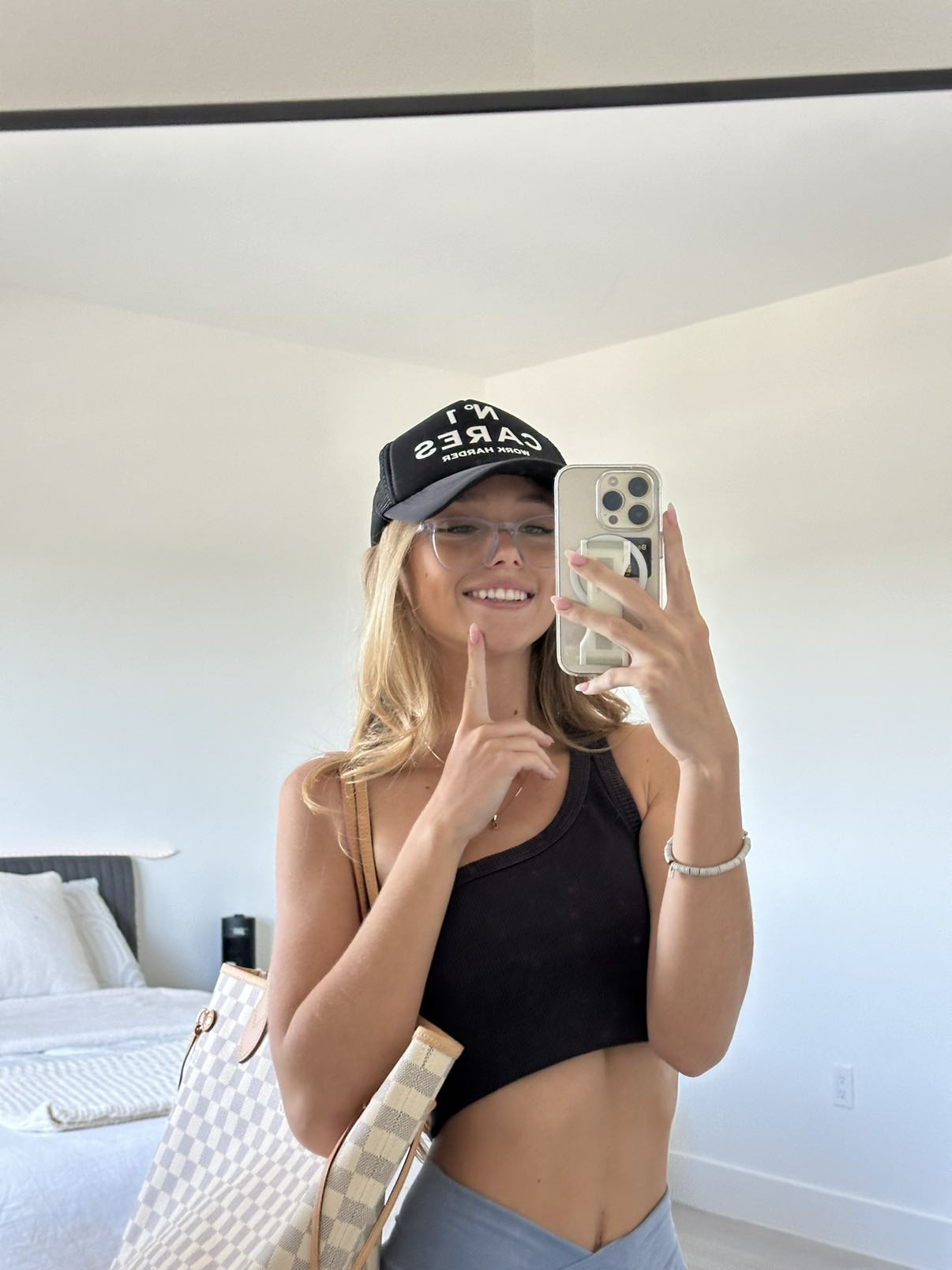 kydoddss snapchat image archive image