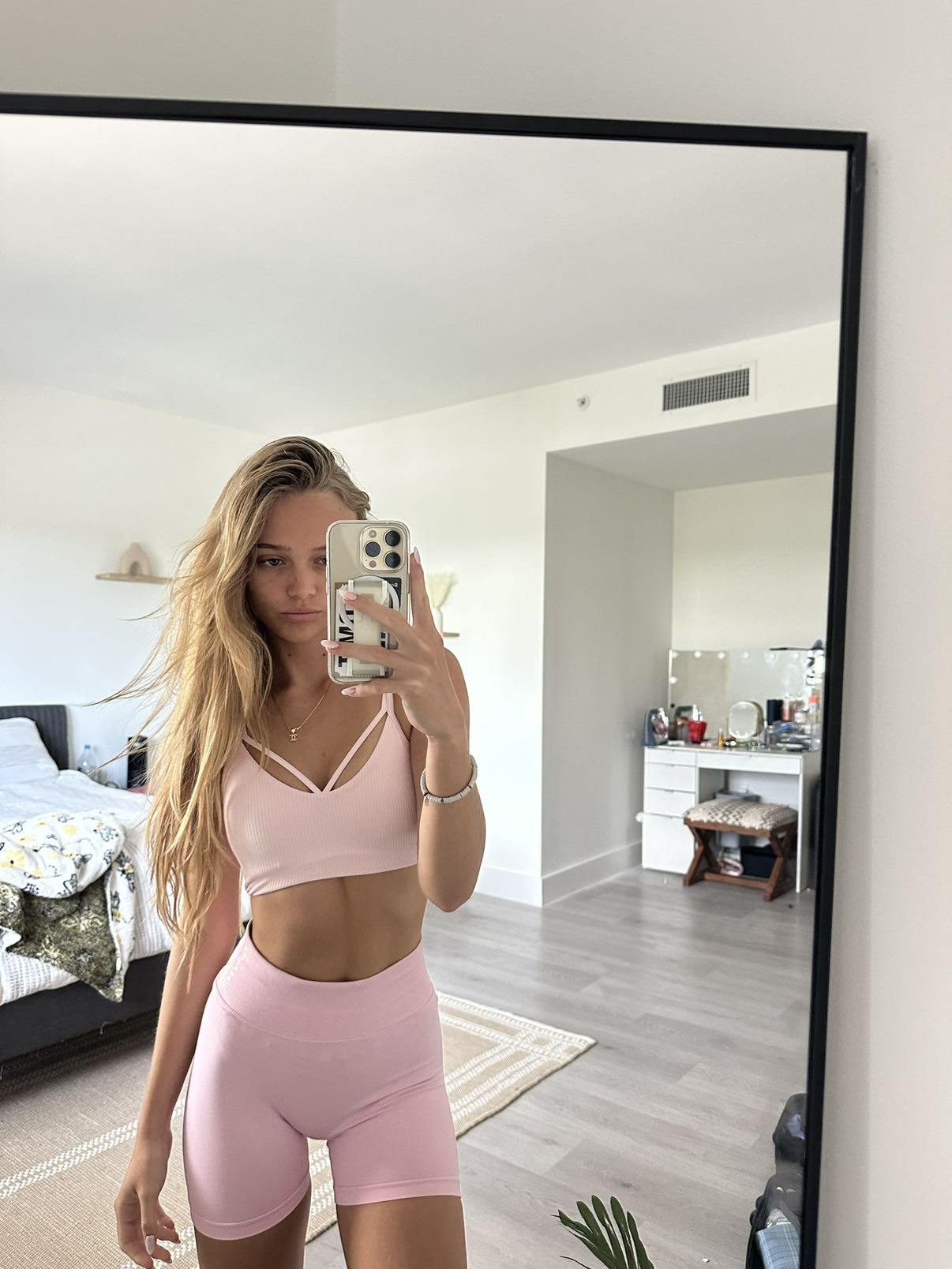 kydoddss snapchat image archive image