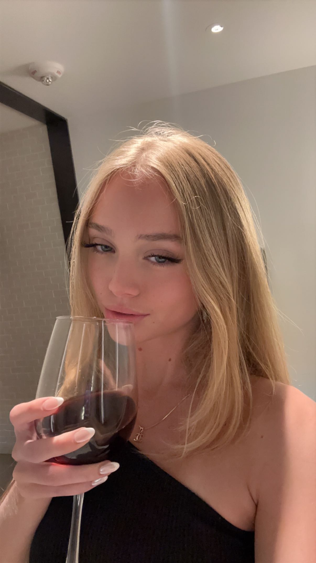 kydoddss snapchat image archive image