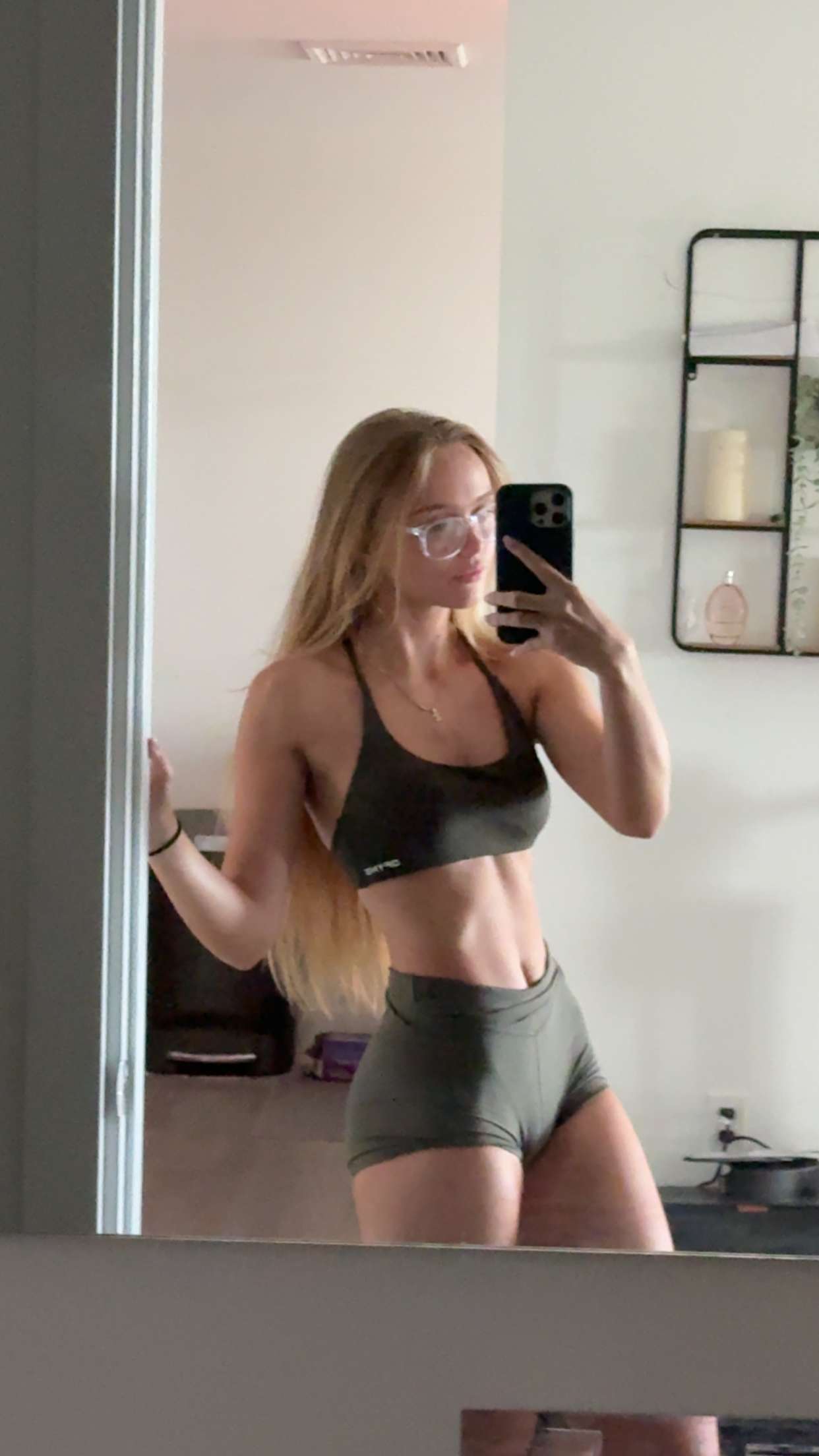 kydoddss snapchat image archive image