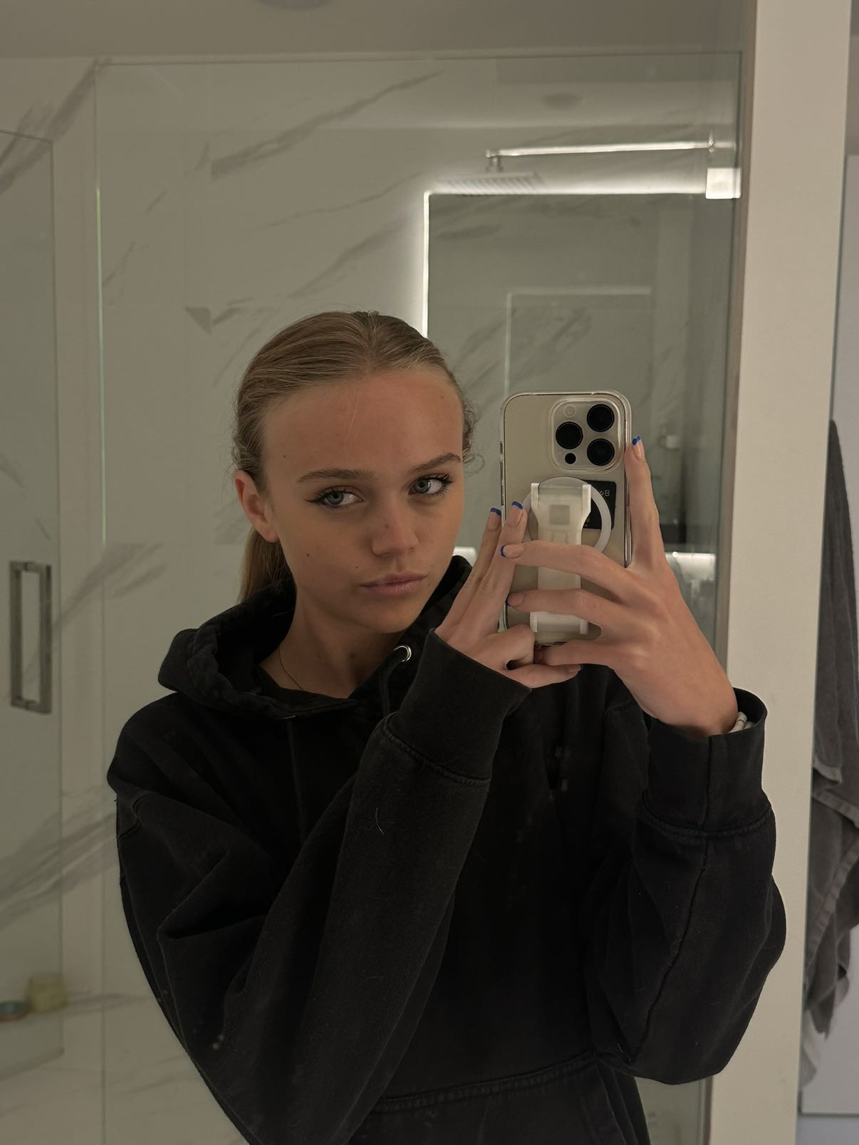 kydoddss snapchat image archive image