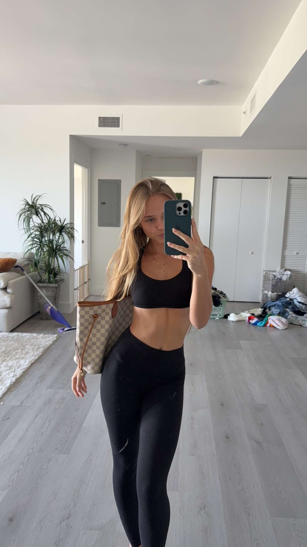 kydoddss snapchat image archive image