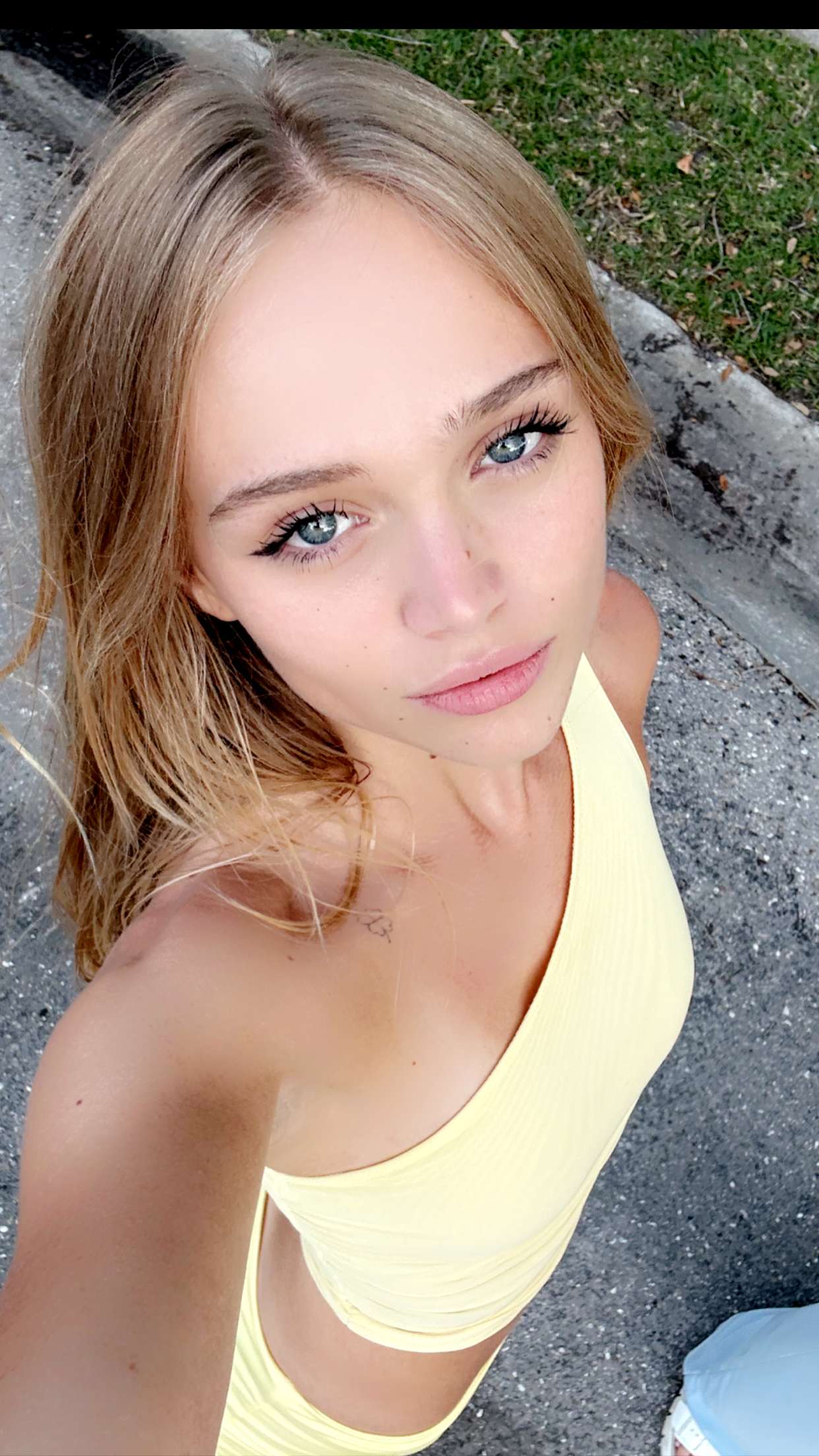 kydoddss snapchat image archive image