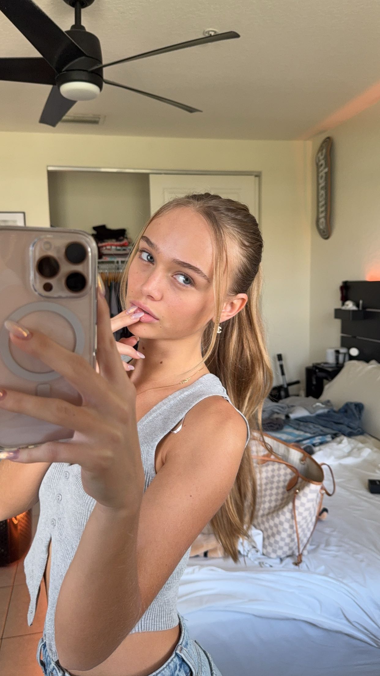 kydoddss snapchat image archive image